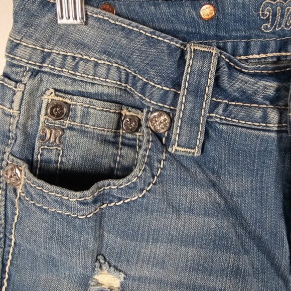 Miss Me Jeans SIGNATURE CUFFED CAPRI Crop Distressed Embellishment JP8229P Sz 26 - Picture 14 of 16